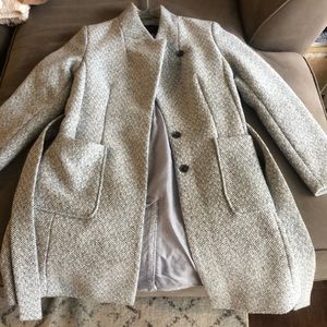 Banana Republic grey/white coat.XS. Only worn once